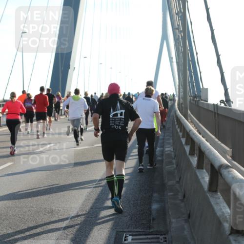 03.10.2025 - Köhlbrandbrückenlauf Yannick Fuchs http://msf.ph/oto/9180474 03.10.2025 08:54:44 Position 2 2016, 2017, 2, 18, 2019, 2020, 2021, 2022, 2023, 2024, 1225 meine-sportfotos.de