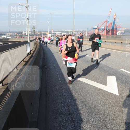 03.10.2025 - Köhlbrandbrückenlauf Yannick Fuchs http://msf.ph/oto/9180574 03.10.2025 08:54:59 Position 2 3113 meine-sportfotos.de