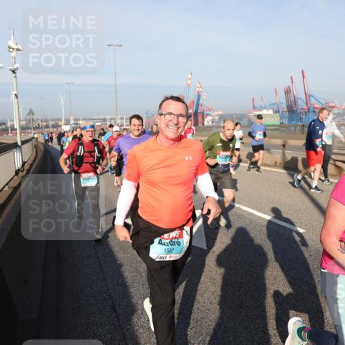 03.10.2025 - Köhlbrandbrückenlauf Yannick Fuchs http://msf.ph/oto/9180717 03.10.2025 08:55:14 Position 2 1552 meine-sportfotos.de