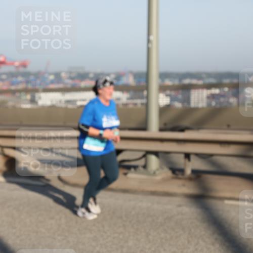 03.10.2025 - Köhlbrandbrückenlauf Yannick Fuchs http://msf.ph/oto/9180831 03.10.2025 08:55:26 Position 2  meine-sportfotos.de