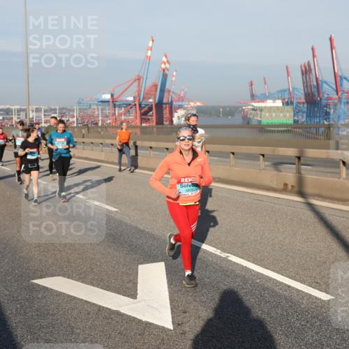 03.10.2025 - Köhlbrandbrückenlauf Yannick Fuchs http://msf.ph/oto/9180834 03.10.2025 08:55:27 Position 2 3074 meine-sportfotos.de