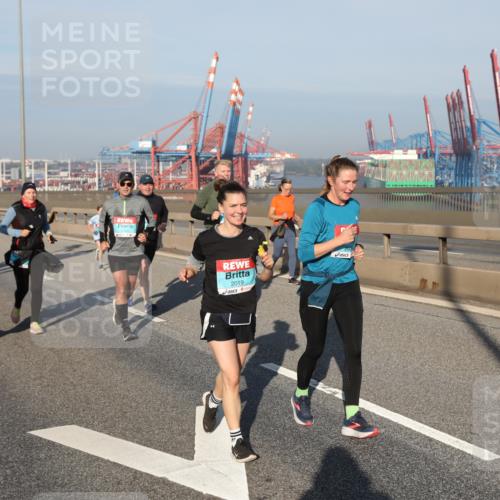 03.10.2025 - Köhlbrandbrückenlauf Yannick Fuchs http://msf.ph/oto/9180857 03.10.2025 08:55:30 Position 2 2019 meine-sportfotos.de