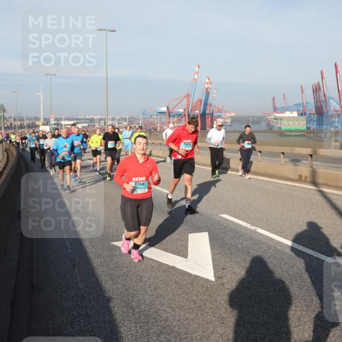 03.10.2025 - Köhlbrandbrückenlauf Yannick Fuchs http://msf.ph/oto/9181060 03.10.2025 08:55:59 Position 2  meine-sportfotos.de