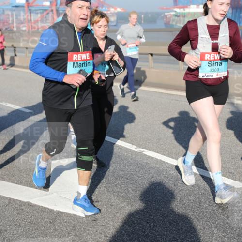 03.10.2025 - Köhlbrandbrückenlauf Yannick Fuchs http://msf.ph/oto/9181207 03.10.2025 08:56:25 Position 2 2752, 174, 3389 meine-sportfotos.de