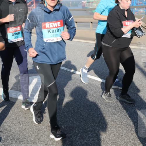03.10.2025 - Köhlbrandbrückenlauf Yannick Fuchs http://msf.ph/oto/9181222 03.10.2025 08:56:26 Position 2 2586, 2655, 2752 meine-sportfotos.de