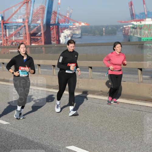 03.10.2025 - Köhlbrandbrückenlauf Yannick Fuchs http://msf.ph/oto/9181247 03.10.2025 08:56:30 Position 2 2162 meine-sportfotos.de