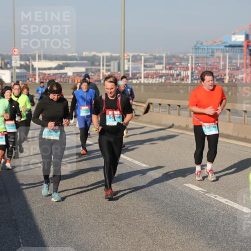 03.10.2025 - Köhlbrandbrückenlauf Yannick Fuchs http://msf.ph/oto/9181296 03.10.2025 08:56:37 Position 2 3383, 2163 meine-sportfotos.de