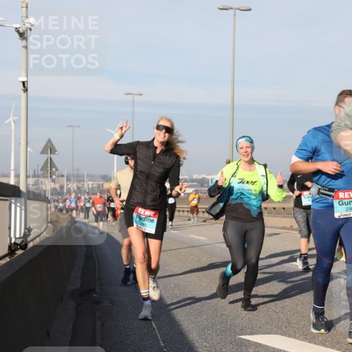 03.10.2025 - Köhlbrandbrückenlauf Yannick Fuchs http://msf.ph/oto/9181416 03.10.2025 08:56:52 Position 2 2845, 2366 meine-sportfotos.de