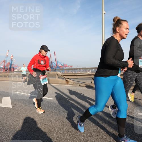 03.10.2025 - Köhlbrandbrückenlauf Yannick Fuchs http://msf.ph/oto/9181453 03.10.2025 08:56:57 Position 2 3054 meine-sportfotos.de