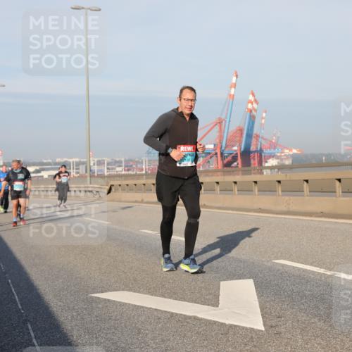 03.10.2025 - Köhlbrandbrückenlauf Yannick Fuchs http://msf.ph/oto/9181589 03.10.2025 08:57:19 Position 2  meine-sportfotos.de
