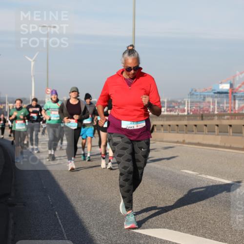 03.10.2025 - Köhlbrandbrückenlauf Yannick Fuchs http://msf.ph/oto/9181644 03.10.2025 08:57:36 Position 2 2599 meine-sportfotos.de