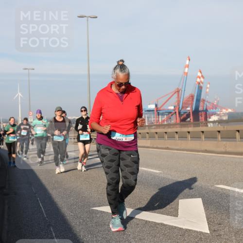 03.10.2025 - Köhlbrandbrückenlauf Yannick Fuchs http://msf.ph/oto/9181649 03.10.2025 08:57:37 Position 2 259, 2599 meine-sportfotos.de