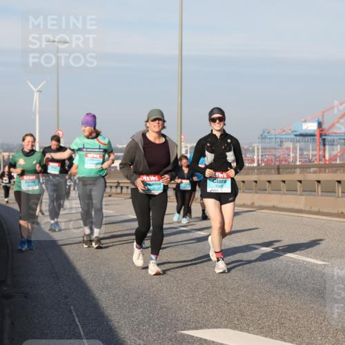 03.10.2025 - Köhlbrandbrückenlauf Yannick Fuchs http://msf.ph/oto/9181655 03.10.2025 08:57:38 Position 2 970, 1969 meine-sportfotos.de