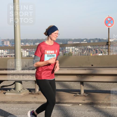 03.10.2025 - Köhlbrandbrückenlauf Yannick Fuchs http://msf.ph/oto/9181847 03.10.2025 08:58:17 Position 2 118, 25 meine-sportfotos.de
