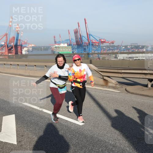 03.10.2025 - Köhlbrandbrückenlauf Yannick Fuchs http://msf.ph/oto/9182062 03.10.2025 08:58:57 Position 2 361, 2441, 118 meine-sportfotos.de