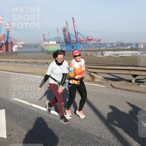 03.10.2025 - Köhlbrandbrückenlauf Yannick Fuchs http://msf.ph/oto/9182064 03.10.2025 08:58:57 Position 2 361, 118 meine-sportfotos.de