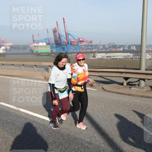 03.10.2025 - Köhlbrandbrückenlauf Yannick Fuchs http://msf.ph/oto/9182065 03.10.2025 08:58:57 Position 2 361, 18, 14 meine-sportfotos.de