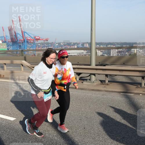 03.10.2025 - Köhlbrandbrückenlauf Yannick Fuchs http://msf.ph/oto/9182069 03.10.2025 08:58:58 Position 2 2441, 361 meine-sportfotos.de