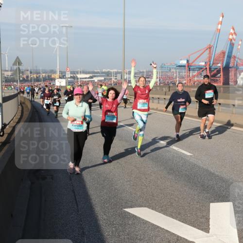 03.10.2025 - Köhlbrandbrückenlauf Yannick Fuchs http://msf.ph/oto/9182106 03.10.2025 08:59:07 Position 2 3479 meine-sportfotos.de