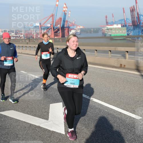 03.10.2025 - Köhlbrandbrückenlauf Yannick Fuchs http://msf.ph/oto/9182463 03.10.2025 09:00:00 Position 2 2248, 3800 meine-sportfotos.de