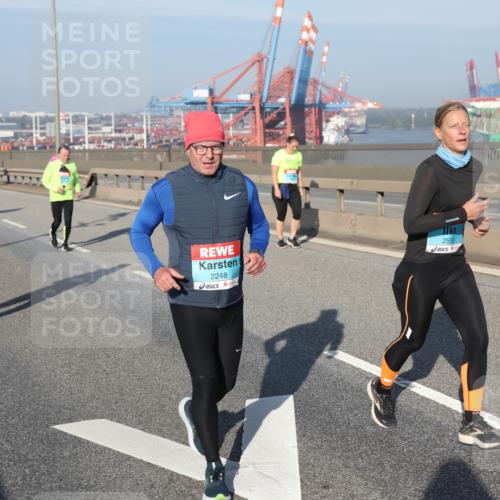 03.10.2025 - Köhlbrandbrückenlauf Yannick Fuchs http://msf.ph/oto/9182472 03.10.2025 09:00:01 Position 2 2248, 2550 meine-sportfotos.de