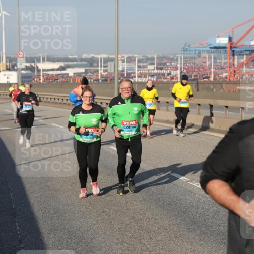 03.10.2025 - Köhlbrandbrückenlauf Yannick Fuchs http://msf.ph/oto/9182591 03.10.2025 09:00:26 Position 2 2011, 2390 meine-sportfotos.de