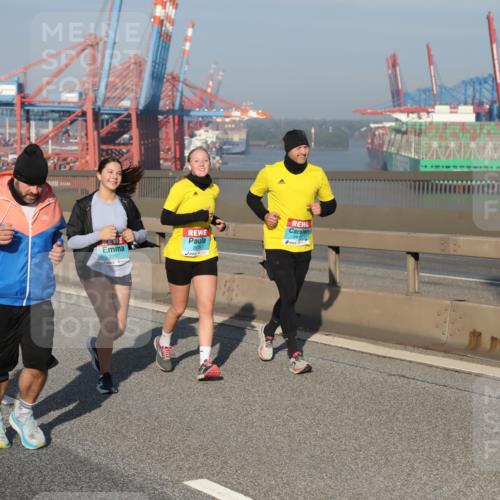03.10.2025 - Köhlbrandbrückenlauf Yannick Fuchs http://msf.ph/oto/9182610 03.10.2025 09:00:31 Position 2 2297, 2875 meine-sportfotos.de