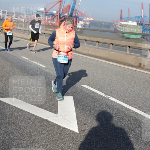 03.10.2025 - Köhlbrandbrückenlauf Yannick Fuchs http://msf.ph/oto/9182822 03.10.2025 09:01:27 Position 2 2688 meine-sportfotos.de