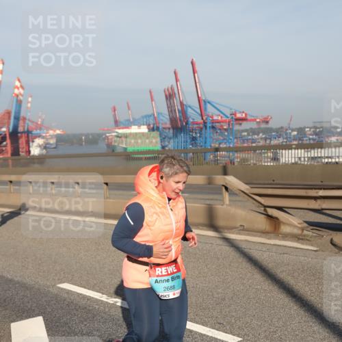 03.10.2025 - Köhlbrandbrückenlauf Yannick Fuchs http://msf.ph/oto/9182826 03.10.2025 09:01:28 Position 2 2688 meine-sportfotos.de
