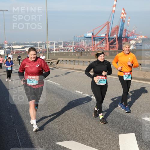 03.10.2025 - Köhlbrandbrückenlauf Yannick Fuchs http://msf.ph/oto/9182842 03.10.2025 09:01:31 Position 2 2667, 552, 3553 meine-sportfotos.de