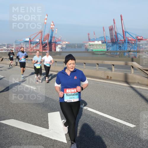 03.10.2025 - Köhlbrandbrückenlauf Yannick Fuchs http://msf.ph/oto/9182871 03.10.2025 09:01:38 Position 2 2474 meine-sportfotos.de