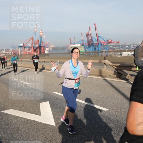 03.10.2025 - Köhlbrandbrückenlauf Yannick Fuchs http://msf.ph/oto/9182925 03.10.2025 09:01:48 Position 2  meine-sportfotos.de