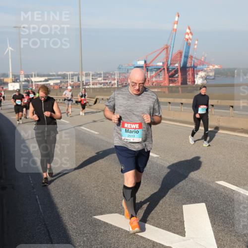 03.10.2025 - Köhlbrandbrückenlauf Yannick Fuchs http://msf.ph/oto/9182976 03.10.2025 09:01:54 Position 2 2513, 437 meine-sportfotos.de