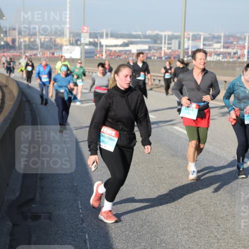 03.10.2025 - Köhlbrandbrückenlauf Yannick Fuchs http://msf.ph/oto/9183134 03.10.2025 09:02:24 Position 2 2606, 1250 meine-sportfotos.de