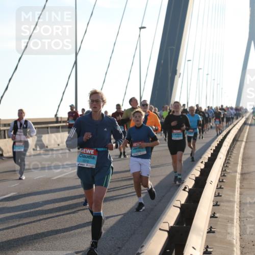 03.10.2025 - Köhlbrandbrückenlauf Yannick Fuchs http://msf.ph/oto/9183910 03.10.2025 08:31:21 Position 1 3372 meine-sportfotos.de