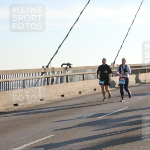 03.10.2025 - Köhlbrandbrückenlauf Yannick Fuchs http://msf.ph/oto/9183914 03.10.2025 08:31:22 Position 1 3372 meine-sportfotos.de