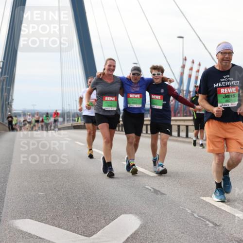 03.10.2025 - Köhlbrandbrückenlauf Lena Gebhardt http://msf.ph/oto/9205914 03.10.2025 16:02:58 Position 2 9692, 9693, 8624, 9214 meine-sportfotos.de