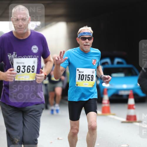 05.10.2025 - 20. swb-Marathon Bremen Michael Strokosch http://msf.ph/oto/9205945 05.10.2025 10:45:01 Laufen 9369, 10159 meine-sportfotos.de