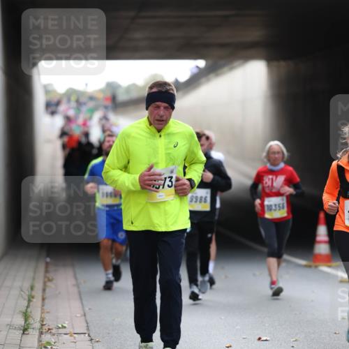 05.10.2025 - 20. swb-Marathon Bremen Michael Strokosch http://msf.ph/oto/9206001 05.10.2025 10:45:32 Laufen 13, 9986, 10356 meine-sportfotos.de