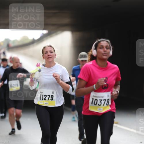 05.10.2025 - 20. swb-Marathon Bremen Michael Strokosch http://msf.ph/oto/9206066 05.10.2025 10:46:04 Laufen 18376, 11279, 02215, 10378 meine-sportfotos.de