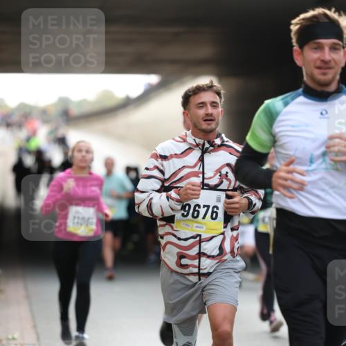 05.10.2025 - 20. swb-Marathon Bremen Michael Strokosch http://msf.ph/oto/9206079 05.10.2025 10:46:10 Laufen 1106, 9676, 01922 meine-sportfotos.de