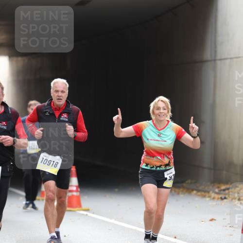 05.10.2025 - 20. swb-Marathon Bremen Michael Strokosch http://msf.ph/oto/9206104 05.10.2025 10:46:23 Laufen 10918, 12 meine-sportfotos.de