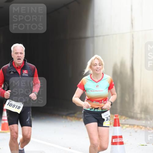05.10.2025 - 20. swb-Marathon Bremen Michael Strokosch http://msf.ph/oto/9206106 05.10.2025 10:46:23 Laufen 10918, 97 meine-sportfotos.de