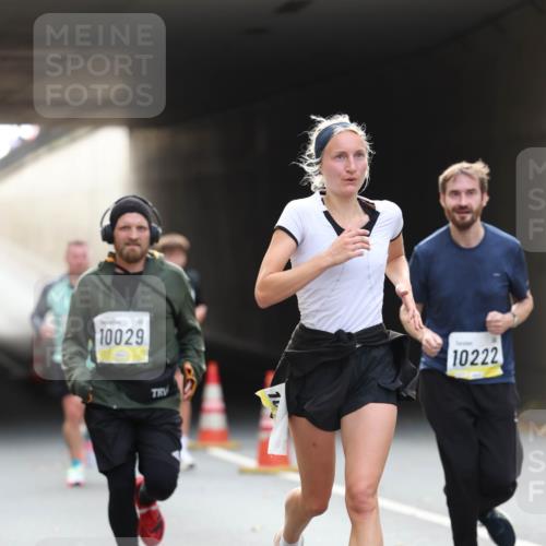 05.10.2025 - 20. swb-Marathon Bremen Michael Strokosch http://msf.ph/oto/9206113 05.10.2025 10:46:26 Laufen 10029, 1, 10222 meine-sportfotos.de