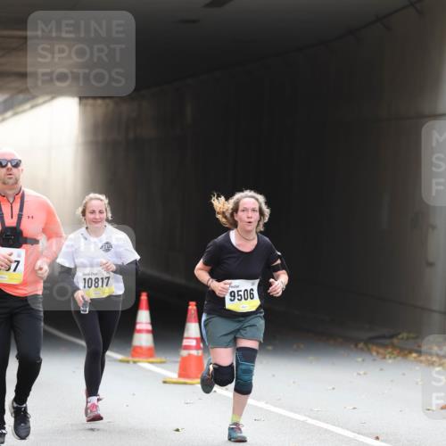 05.10.2025 - 20. swb-Marathon Bremen Michael Strokosch http://msf.ph/oto/9206175 05.10.2025 10:46:49 Laufen 10817, 9506 meine-sportfotos.de