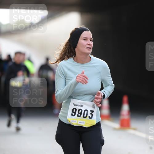 05.10.2025 - 20. swb-Marathon Bremen Michael Strokosch http://msf.ph/oto/9206206 05.10.2025 10:47:09 Laufen 9903, 02346 meine-sportfotos.de