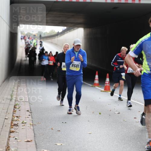 05.10.2025 - 20. swb-Marathon Bremen Michael Strokosch http://msf.ph/oto/9206233 05.10.2025 10:47:23 Laufen 105, 9501, 1138, 9214 meine-sportfotos.de