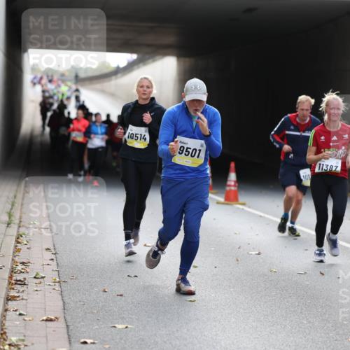 05.10.2025 - 20. swb-Marathon Bremen Michael Strokosch http://msf.ph/oto/9206236 05.10.2025 10:47:24 Laufen 10514, 9501, 109, 11387 meine-sportfotos.de