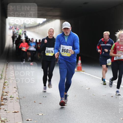 05.10.2025 - 20. swb-Marathon Bremen Michael Strokosch http://msf.ph/oto/9206237 05.10.2025 10:47:25 Laufen 10514, 950, 11387 meine-sportfotos.de