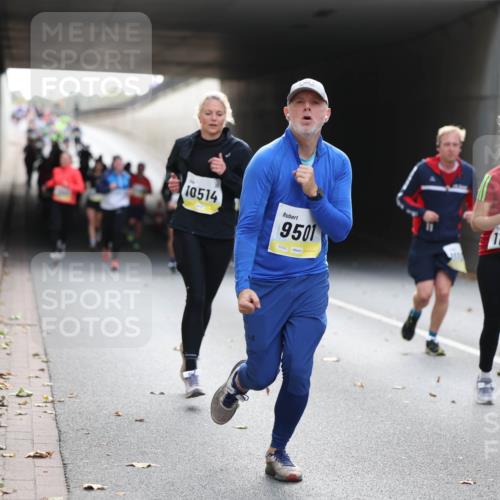 05.10.2025 - 20. swb-Marathon Bremen Michael Strokosch http://msf.ph/oto/9206239 05.10.2025 10:47:25 Laufen 10514, 11387, 9501 meine-sportfotos.de